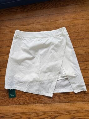 HALARA White Wrap-Front Skort